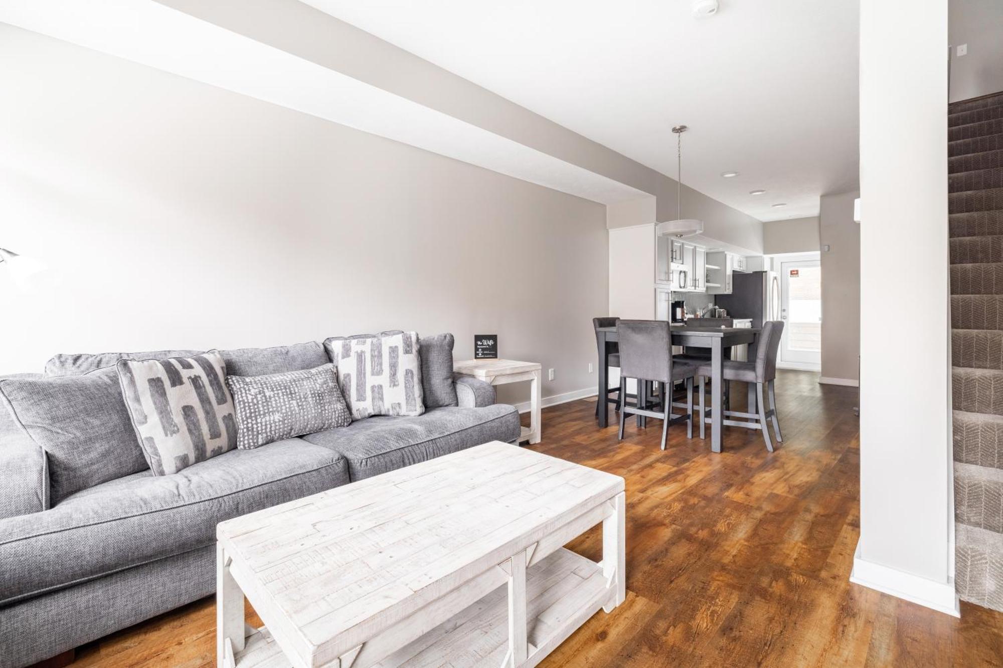 Luxury Downtown Townhome Unit 5 Cleveland Eksteriør bilde